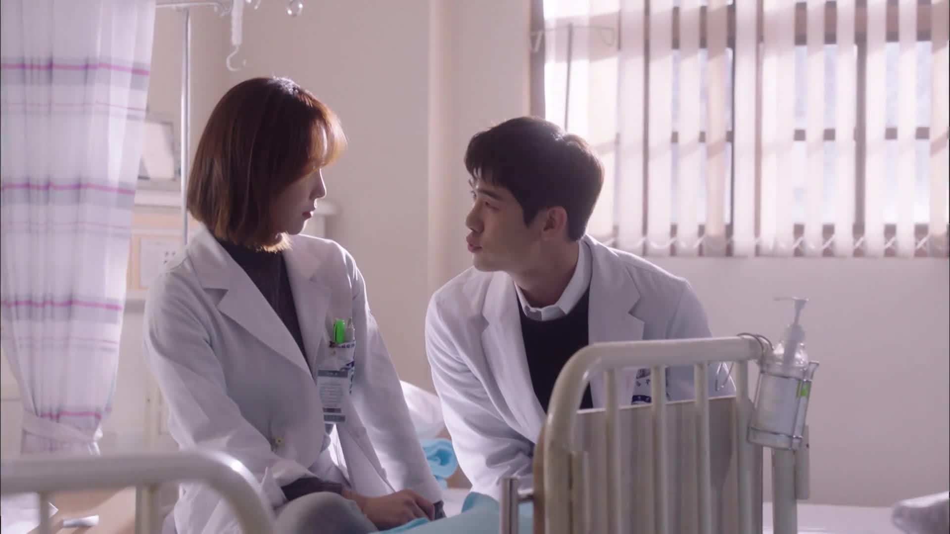 Dr- Romantic ดอกเตอร์ โรแมนติก ปี1 EP05